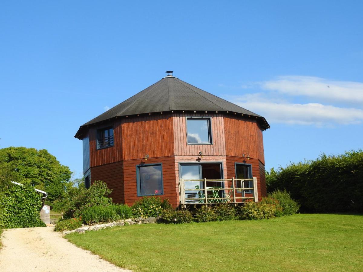 La Maison Ronde Et Ses 2 Cahutes Monthoiron Eksteriør bilde